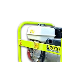 E8000 TRI 6600W 400V / 230V Triphasé essence groupe électrogène sur châssis Pramac