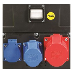 E6000 5500W 400V / 230V Triphasé diesel groupe électrogène sur châssis Pramac